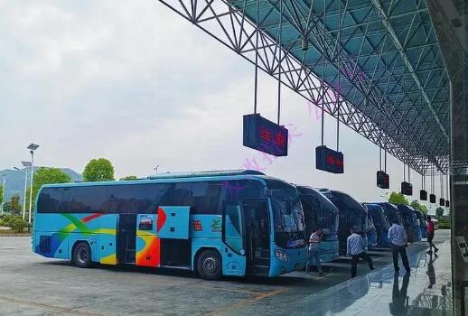  某县县际包车（旅游）客运经营权投放社会稳定风险评估